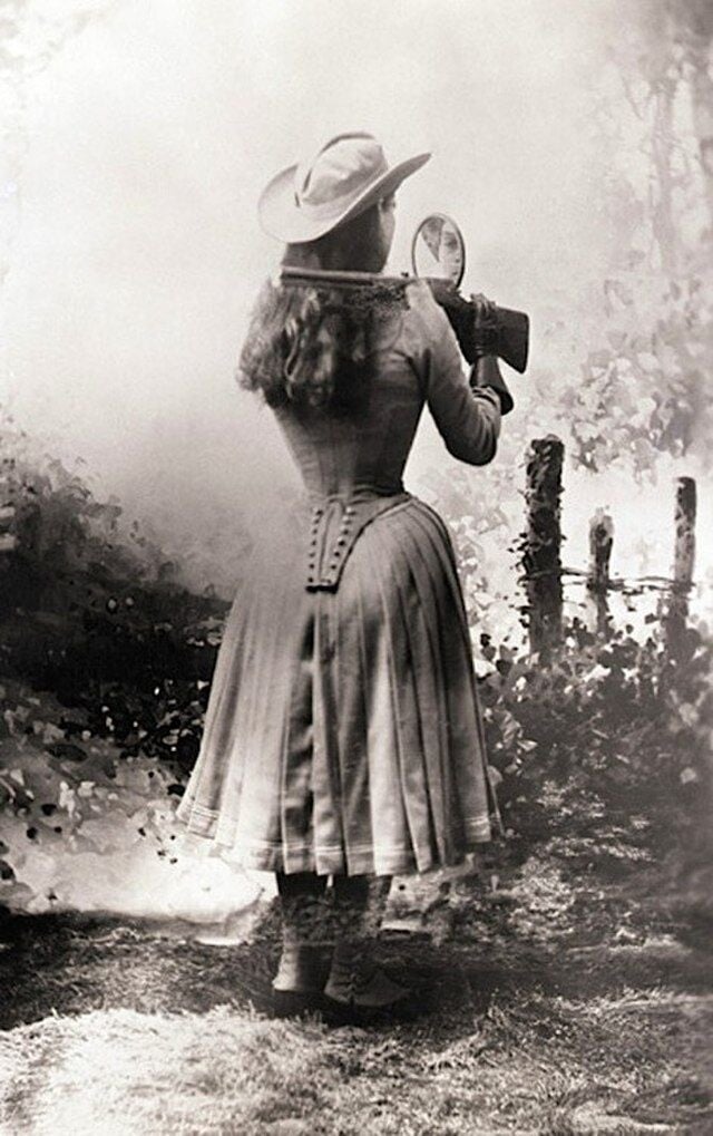 File:AnnieOakley.jpg - Wikipedia