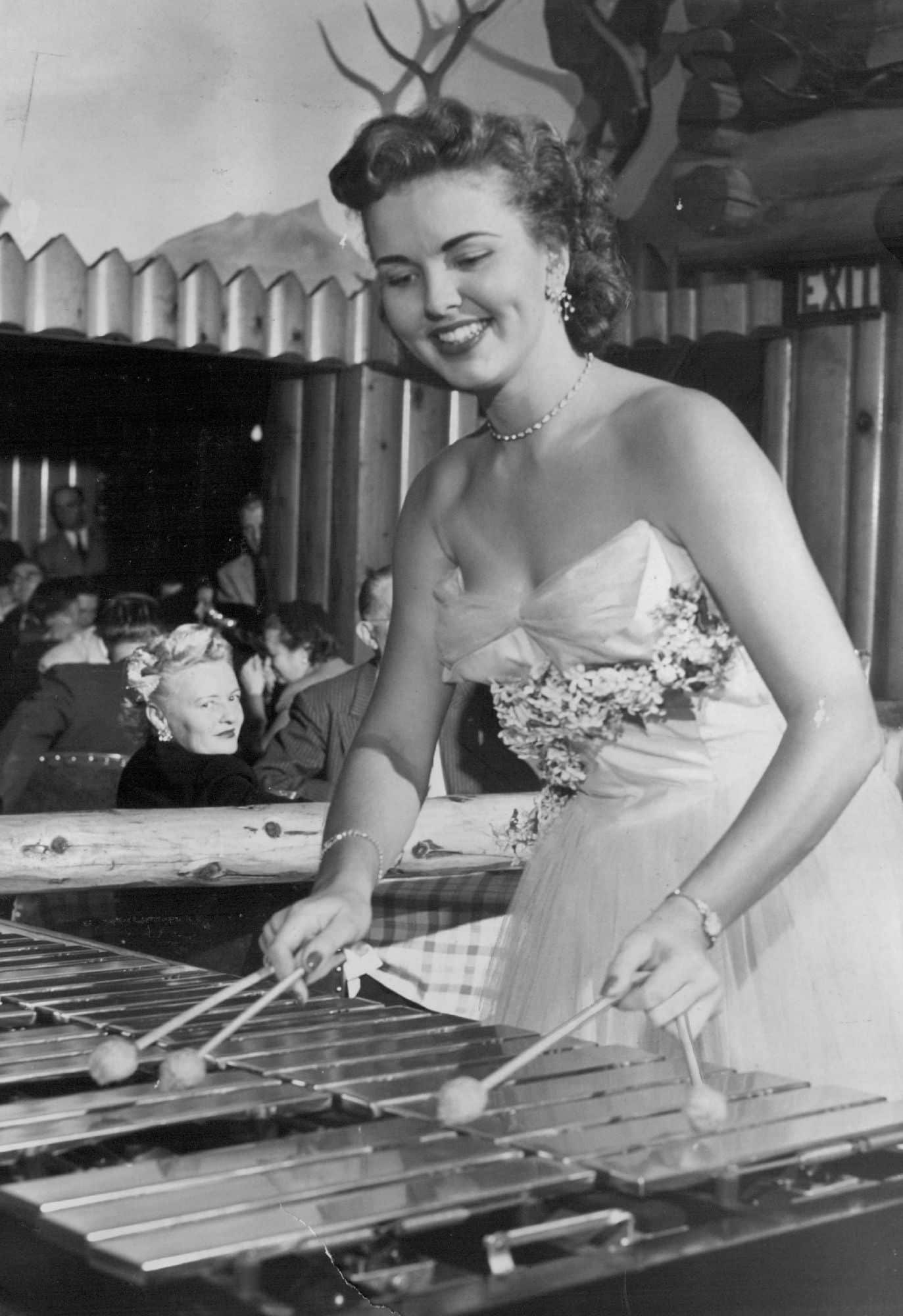 First Miss America from Minnesota, now 87, looks back on the trials of  instant celebrity