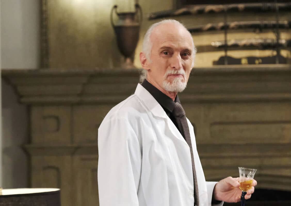 Richard Wharton Replaces William Utay as Days of our Lives' Dr. Rolf -  Michael Fairman TV