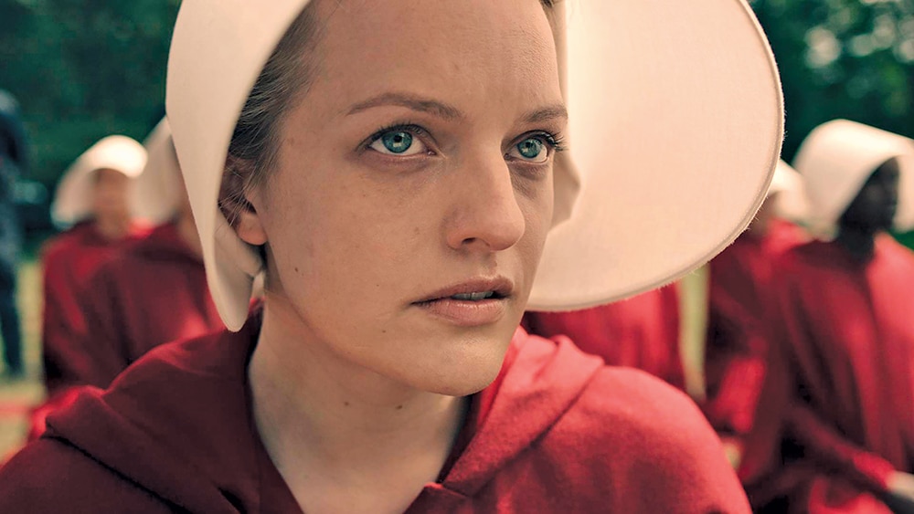 Elisabeth Moss, Star of 'The Handmaid's Tale,' on the Season 1 Finale