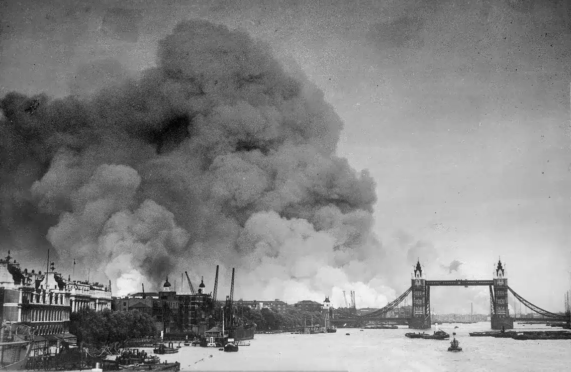 London's Blitz: A city at war | London Museum