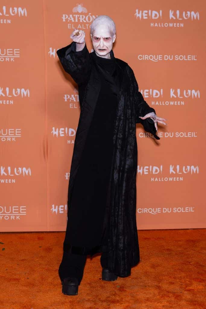 Heidi Klum: su impactante transformación en pavo real para Halloween
