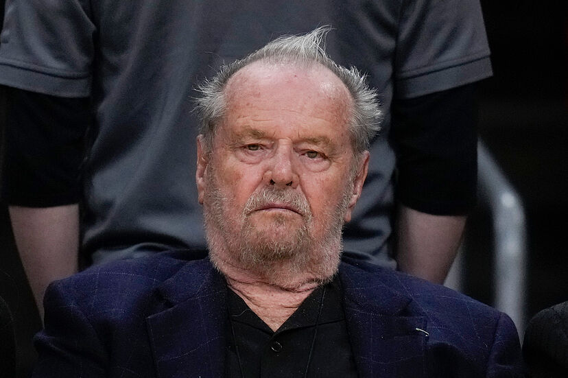 Jack Nicholson was spotted using a cane for support in a rare public appearance at 87 years old | Marca