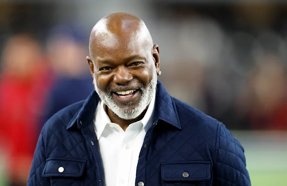 NFL Legend Emmitt Smith 'Would Consider' Coaching the Dallas Cowboys If Asked