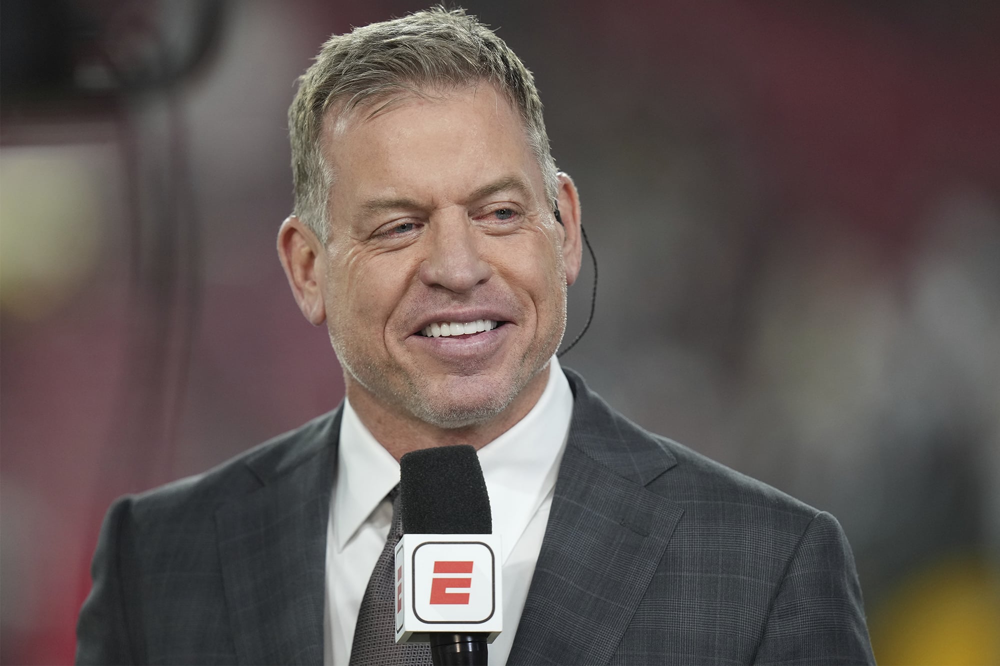 ESPN's Troy Aikman has a 'pretty good idea' when he'll retire