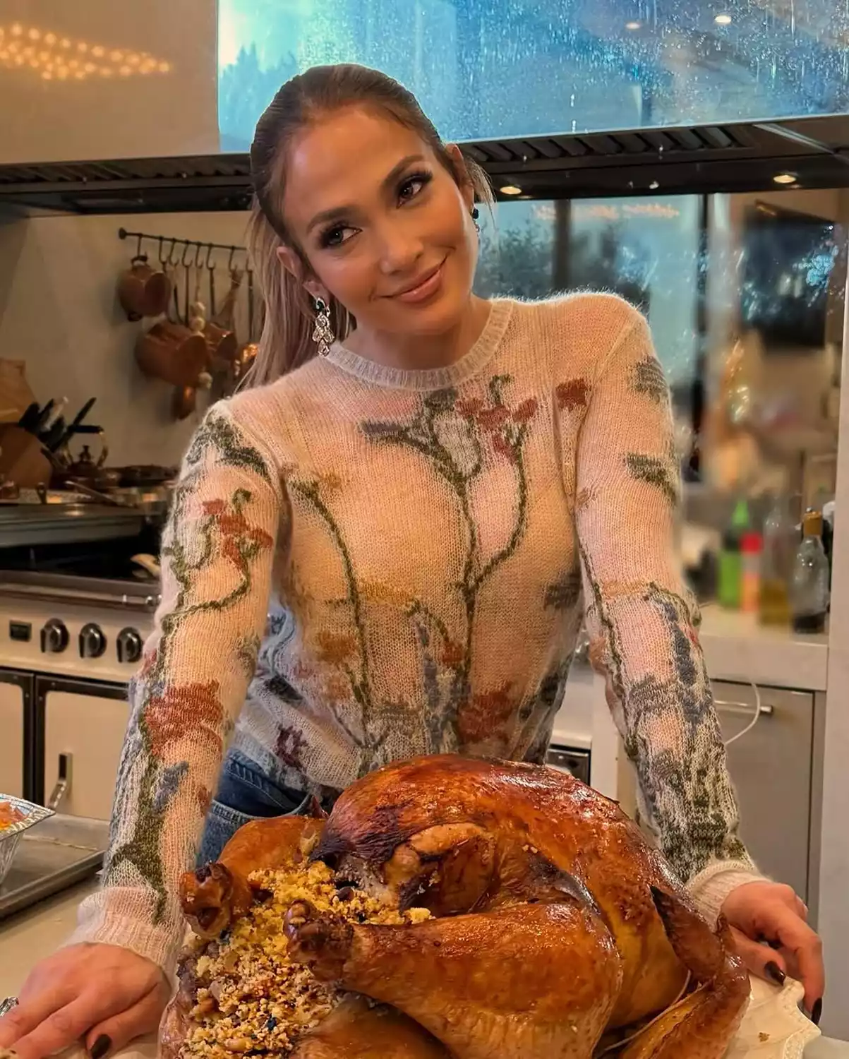 Jennifer Lopez, Thanksgiving, Instagram
