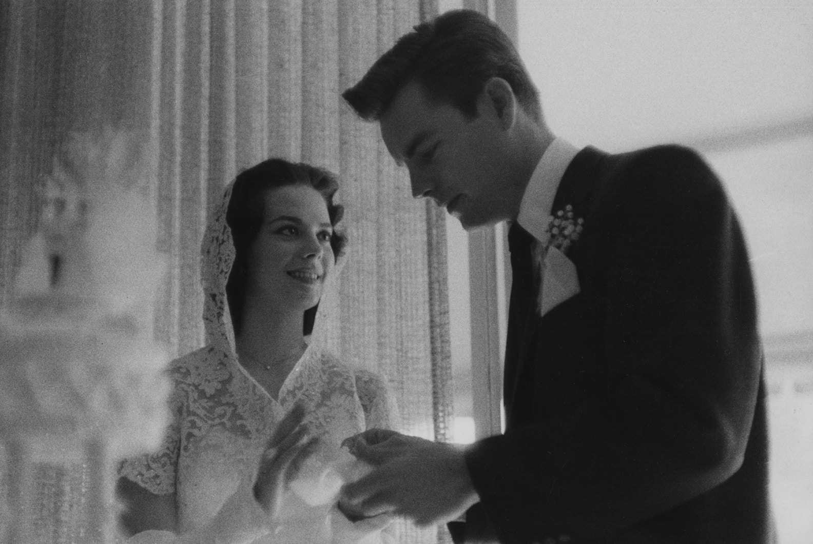 Natalie Wood and Robert Wagner's first wedding (1957) | Pressroom