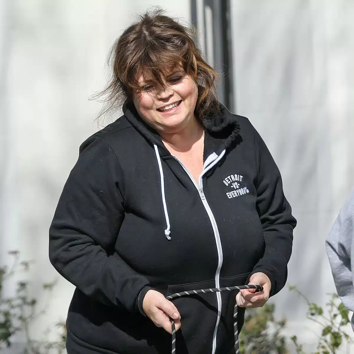 Baywatch star Yasmine Bleeth seen 17 years after quitting Hollywood and  becoming recluse - Irish Mirror