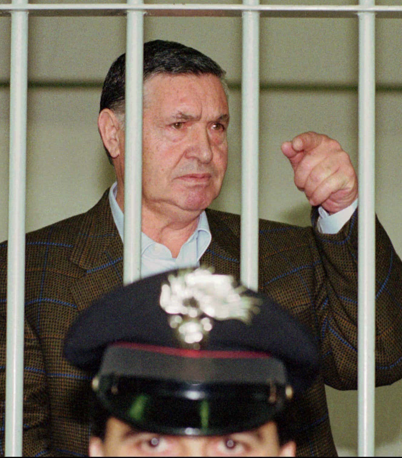 Salvatore Riina, Italian Mafia's 'Boss of Bosses,' Dies at 87 - The New York Times