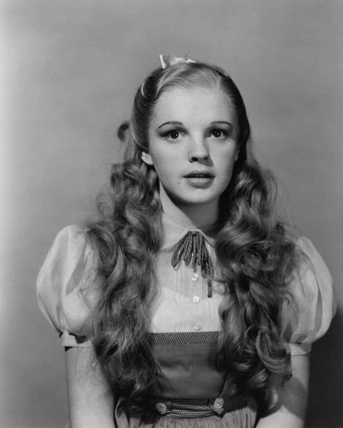 Judy Garland In An Early Costume Test For The Wizard Of Oz, 1939 Judy Garland In An Early Costume Test For The Wizard Of Oz, 1939