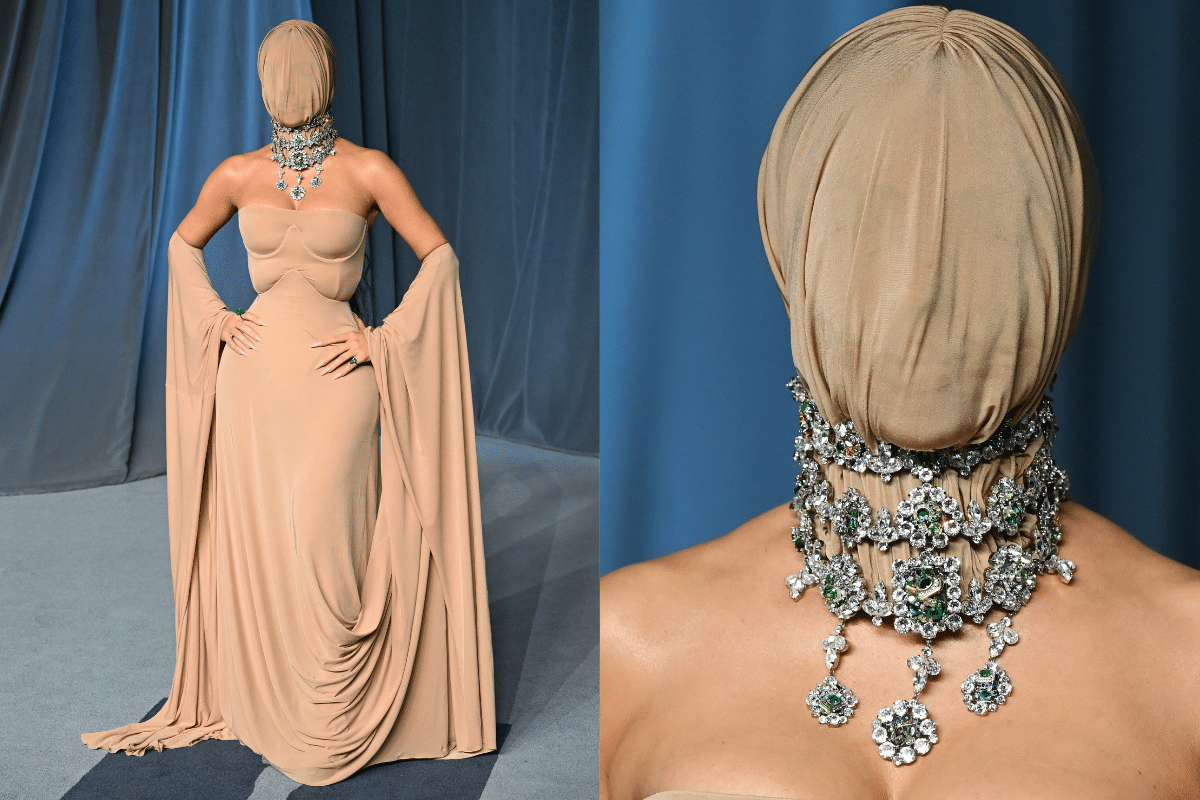 Kim Kardashian Turns Heads By Covering Her Face With Flesh-Toned Mask at  Los Angeles Gala