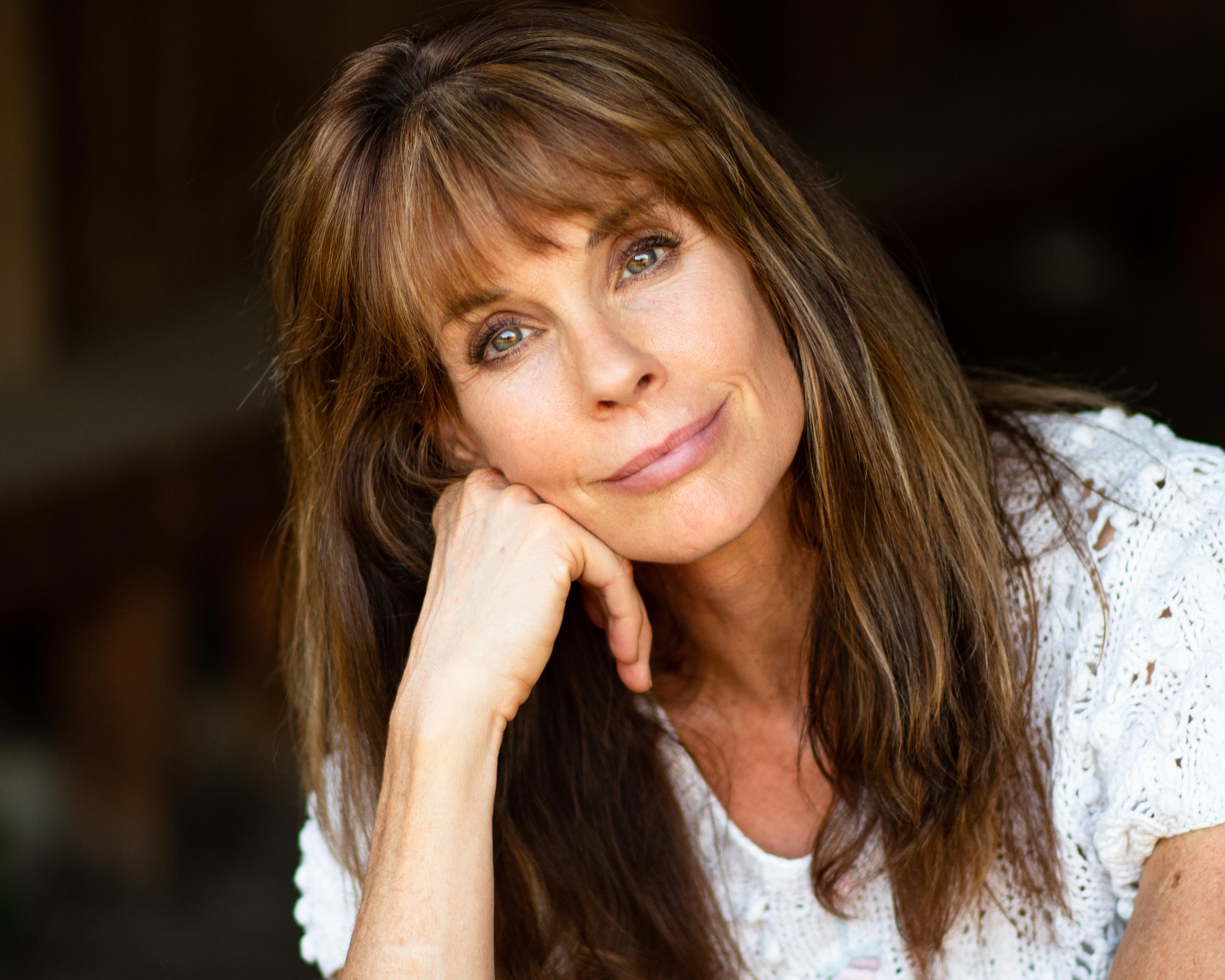 Alexandra Paul - IMDb