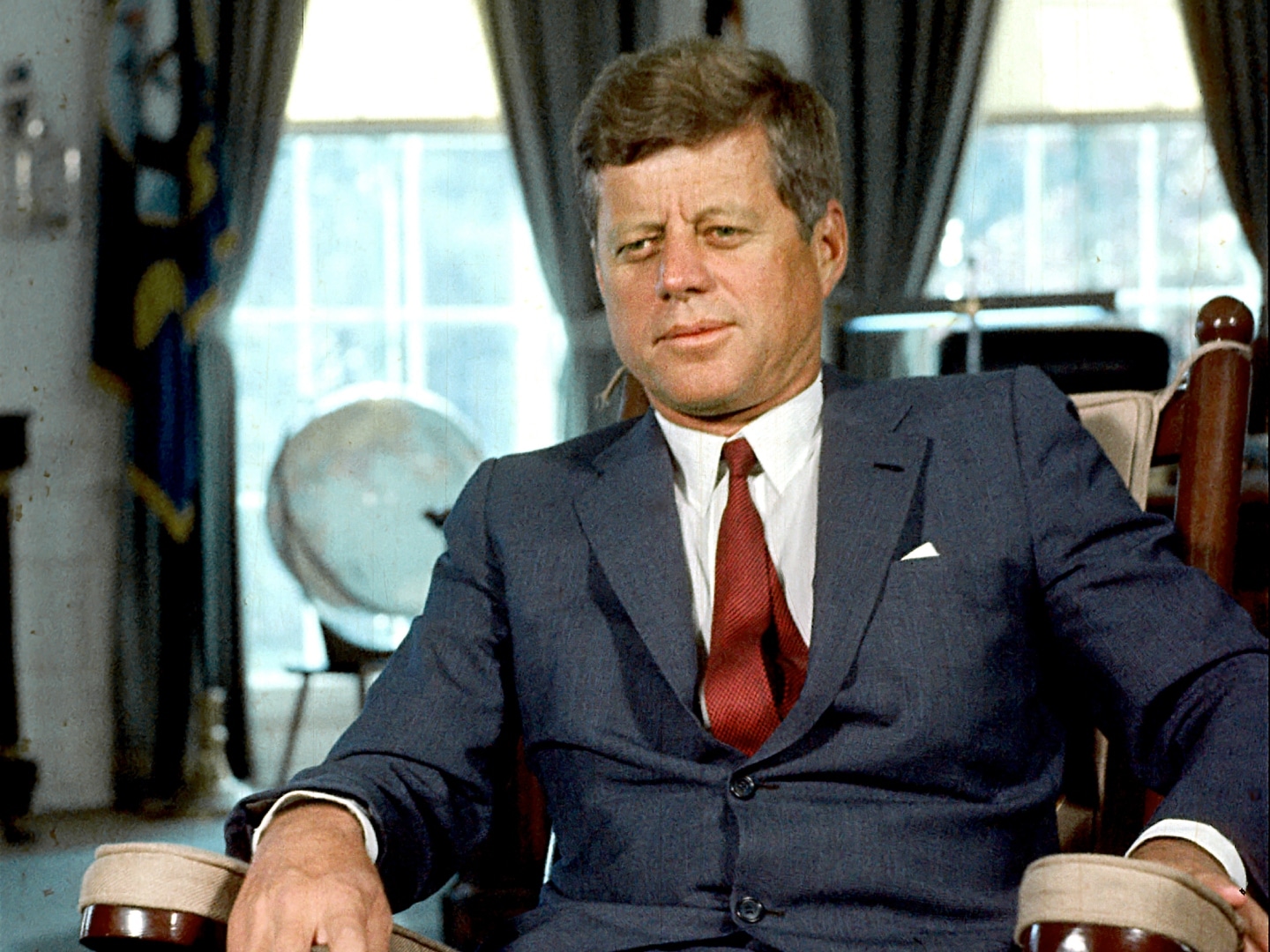 JFK Reportedly Had This Hollywood Legend Serenade Him to Sleep Weekly