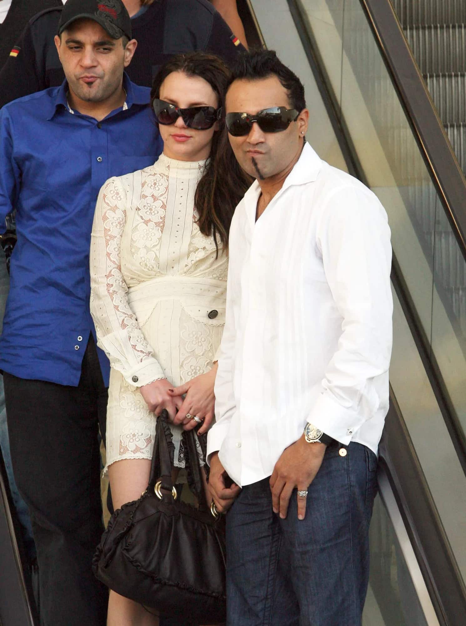 Ex-Wife of Britney Spears' Paparazzo Boyfriend Says She's 'Grateful' Star  Destroyed Their Marriage