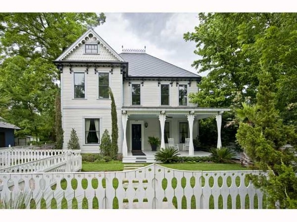 Elijah Wood now calls Austin home | kvue.com