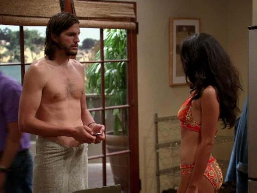 Two and a Half Men" People Who Love Peepholes (TV Episode 2011) - IMDb