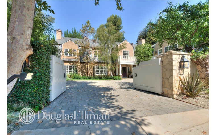 Adele buys Beverly Hills home — take a tour inside