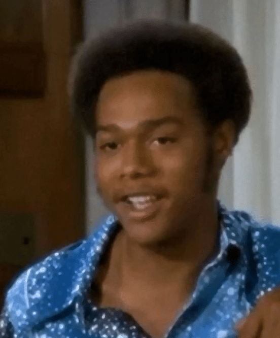 Justin Ritchie Actor Surprising Stories from the Set of All in the Family – Page 8