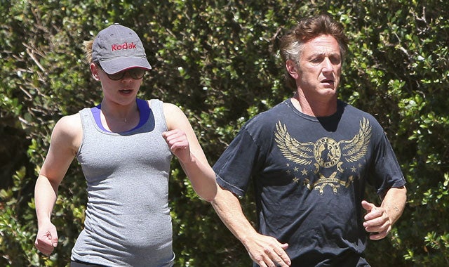 Scarlett Johansson and Sean Penn On the Run | Entertainment Tonight