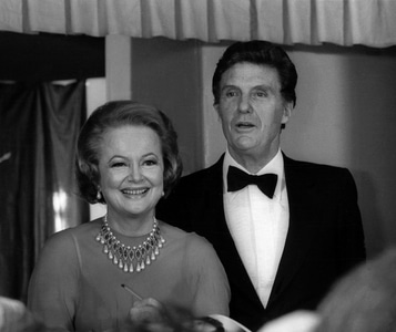 Image of Hedy Lamarr and her sixth husband, attorney Lewis J. Boies,
