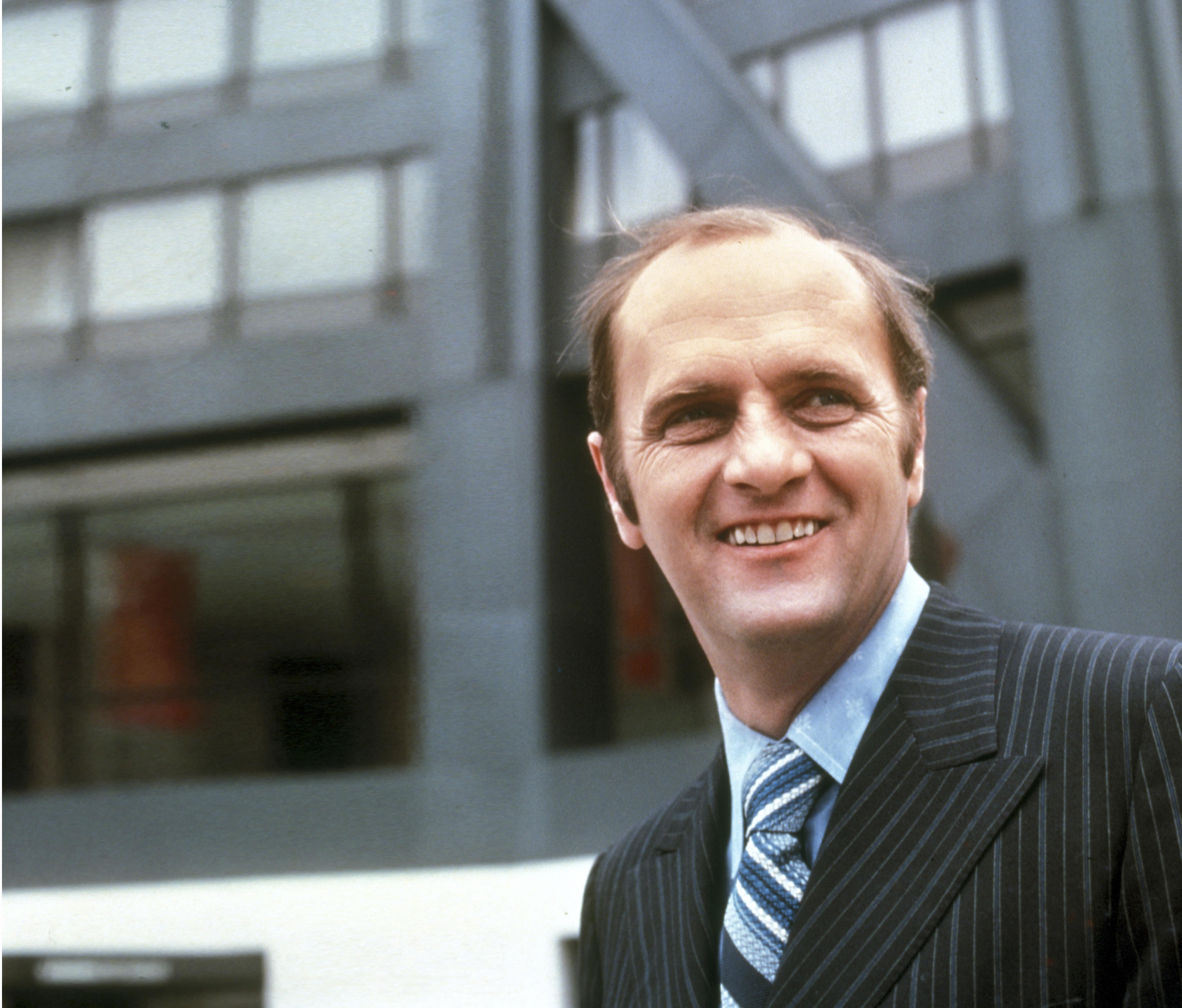 Bob Newhart | Standup to Sitcom | Pioneers of Television | PBS