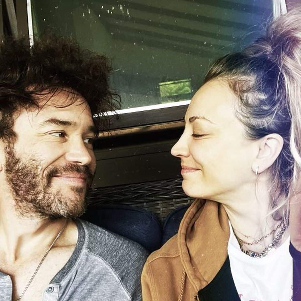 Kaley Cuoco reveals sweet gift from her boyfriend Tom Pelphrey - 9Celebrity