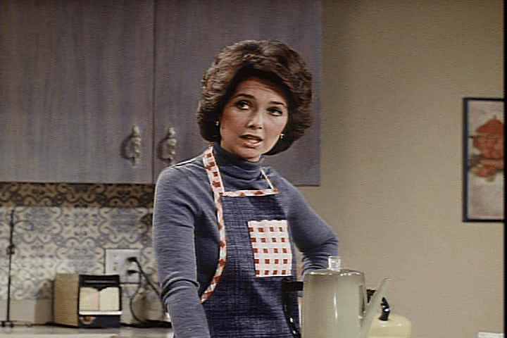 I Think, Therefore I Review.: The Bob Newhart Show: Season 4