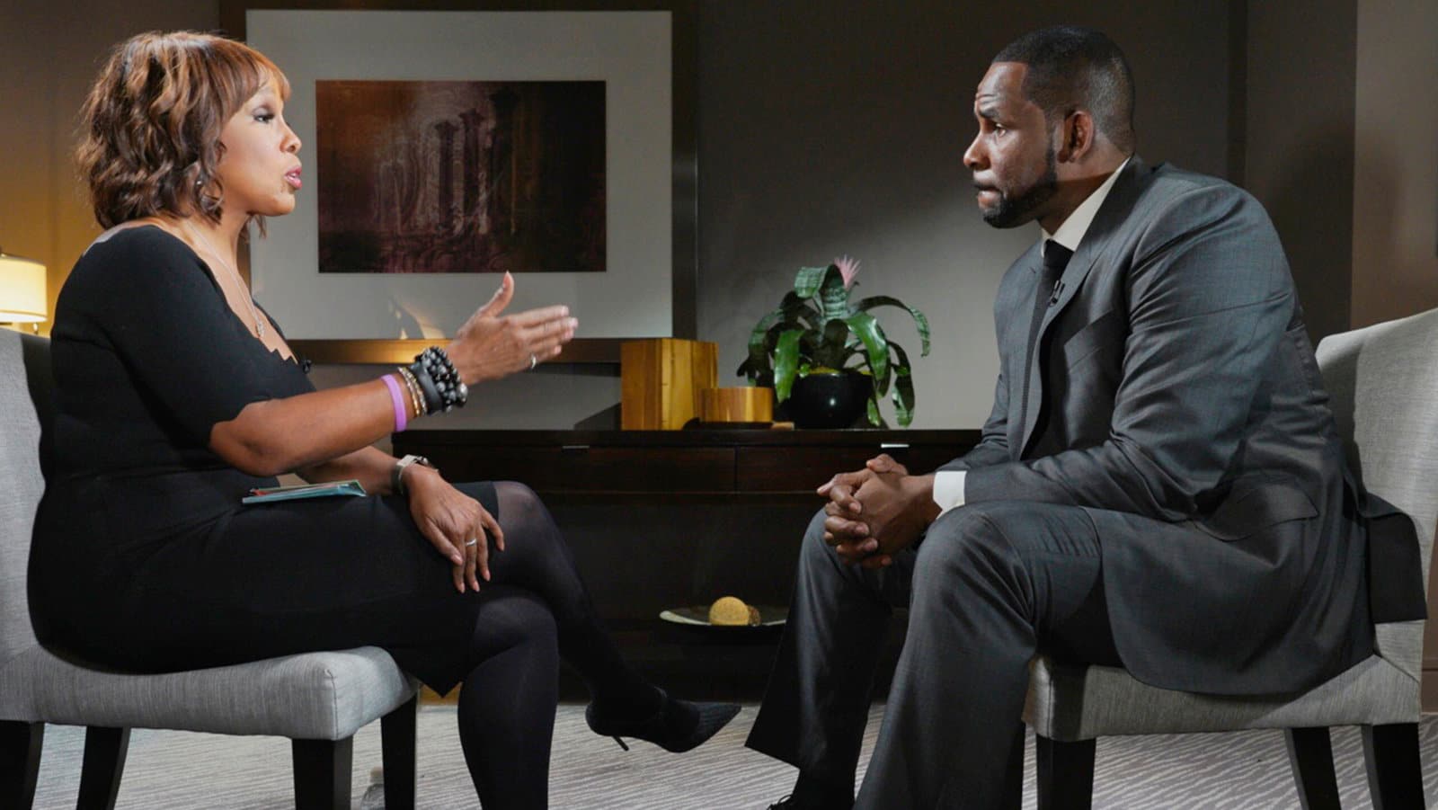 ‘This Is Not Me’: R. Kelly Denies Accusations