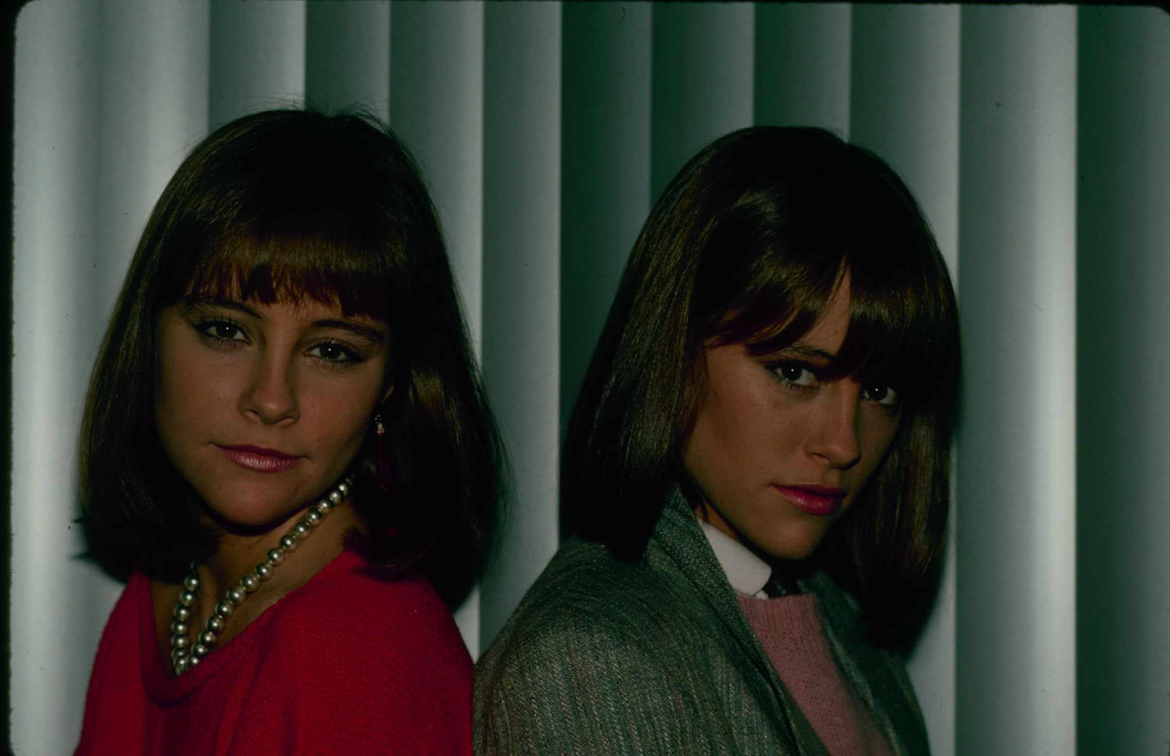 All About Katey Sagal's 6 Siblings, Including TV Star Twins Liz and Jean