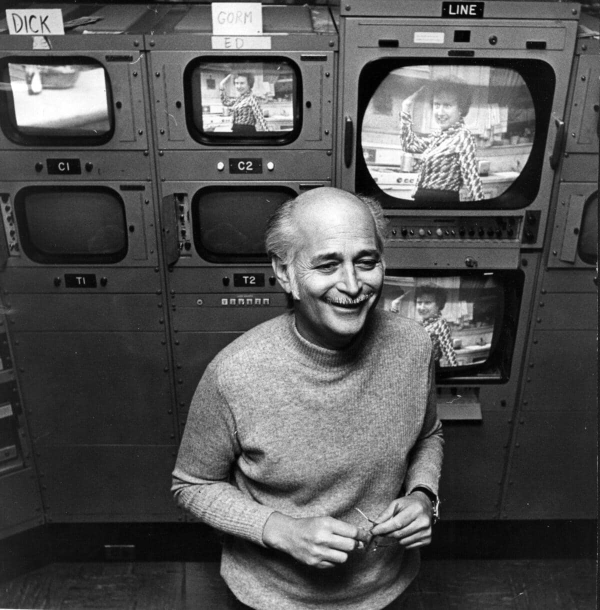 Norman Lear dies: Revolutionized TV with 'All in the Family' - Los Angeles  Times