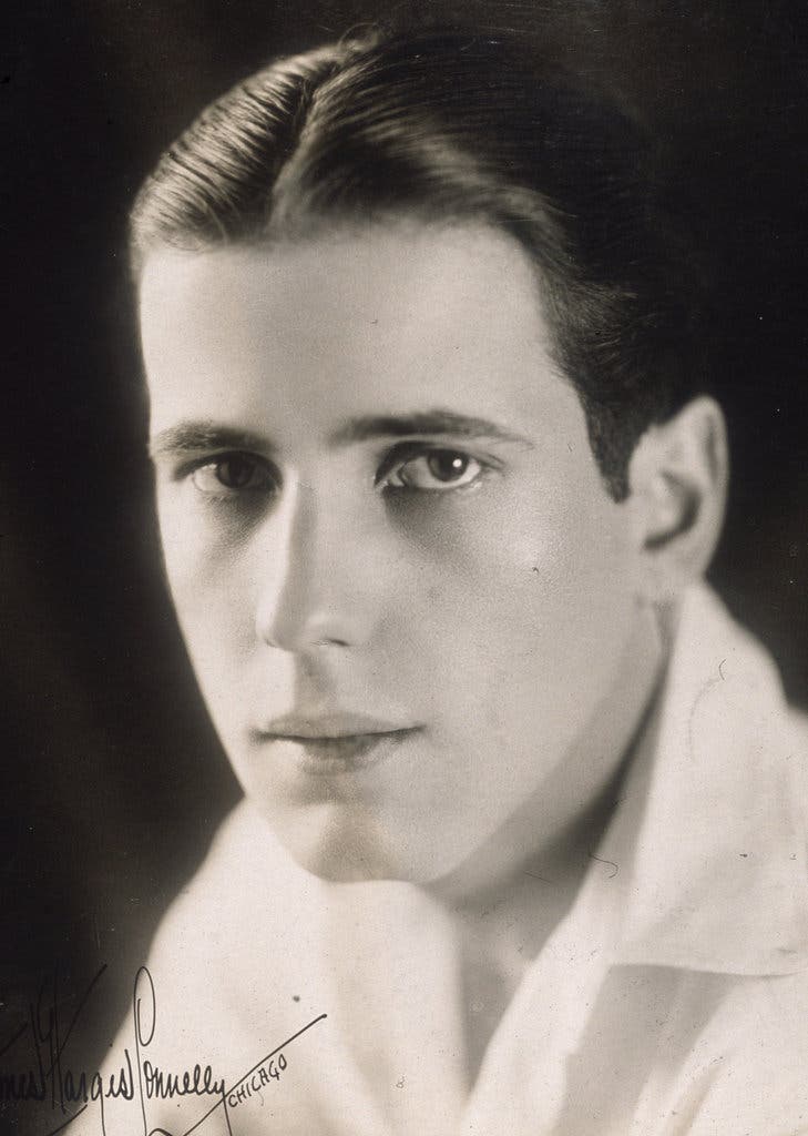 Book Review - Biography of Humphry Bogart - Tough Without a Gun - By Stefan  Kanfer - The New York Times