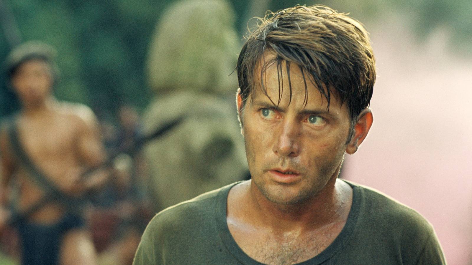 Apocalypse Now Star Felt "Embarrassed" By The Iconic Mirror Scene 46 Years  Later
