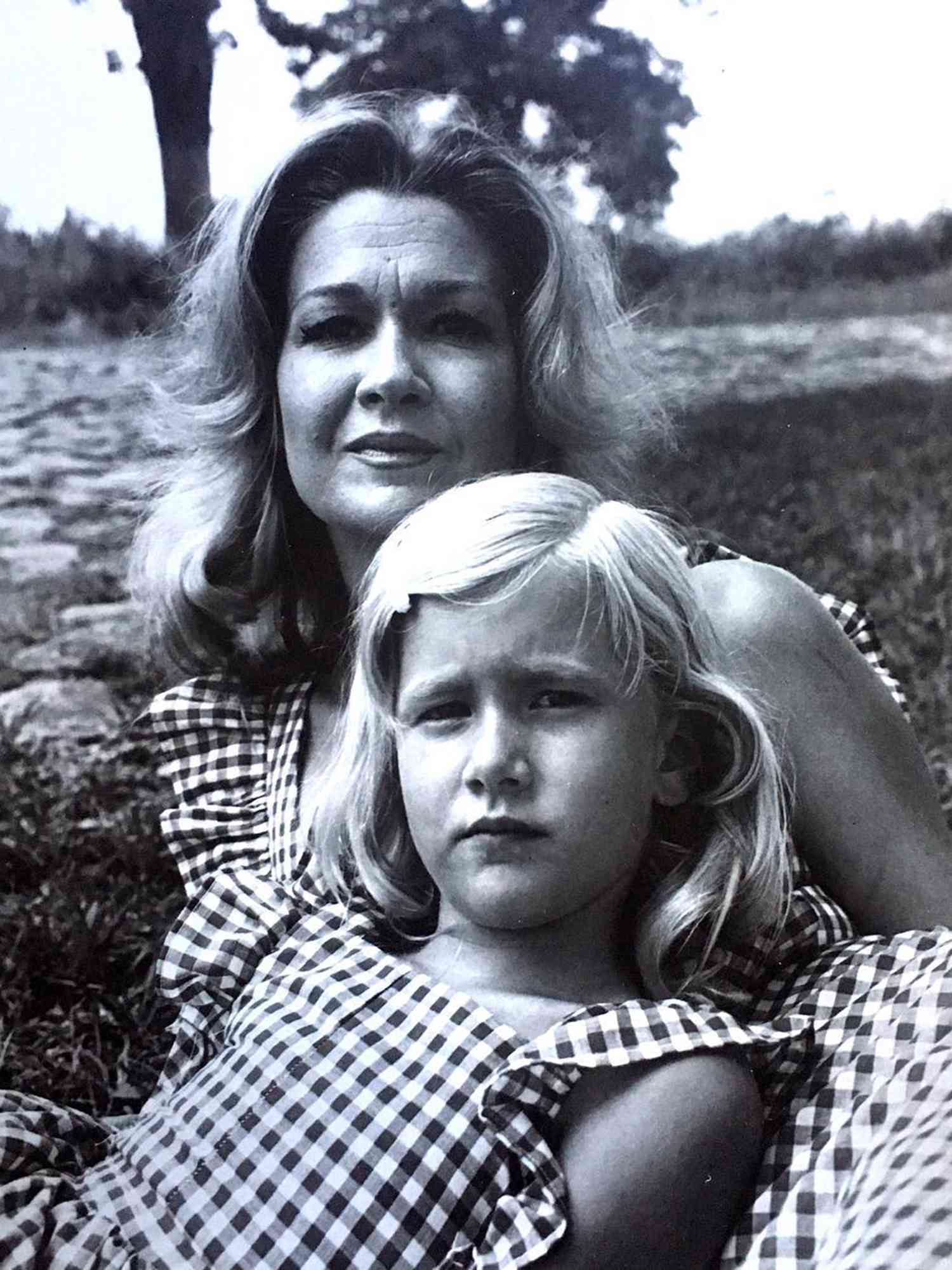 All About Laura Dern's Parents, Bruce Dern and Diane Ladd